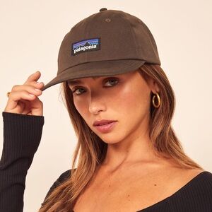 Patagonia Reformation P-6 Label Trad Cap Bristle Brown